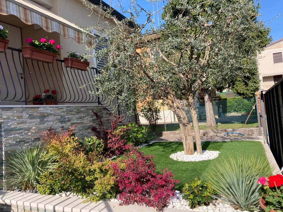 Alloggio Rozafa Peschiera del Garda Exterior photo